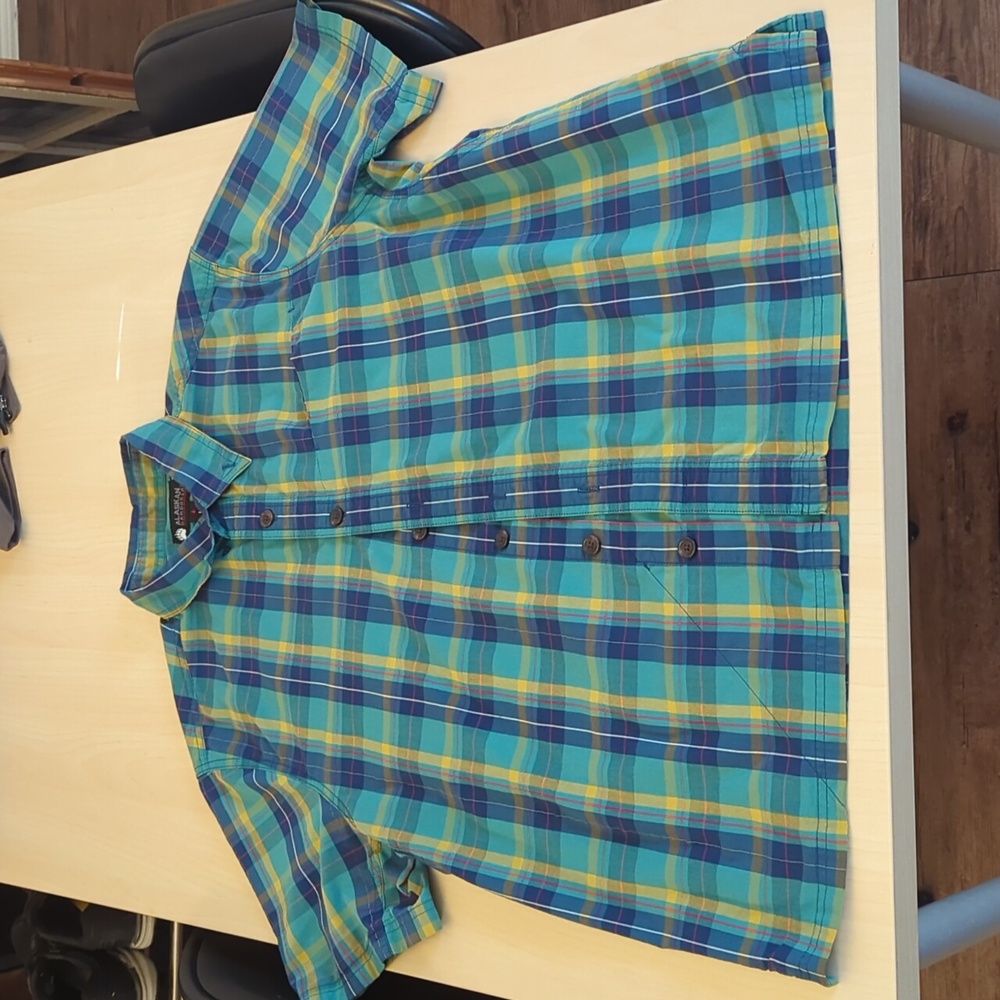 Alaskan Hardgear by Duluth Trading Co Men's Large Short Sleeve Button Up